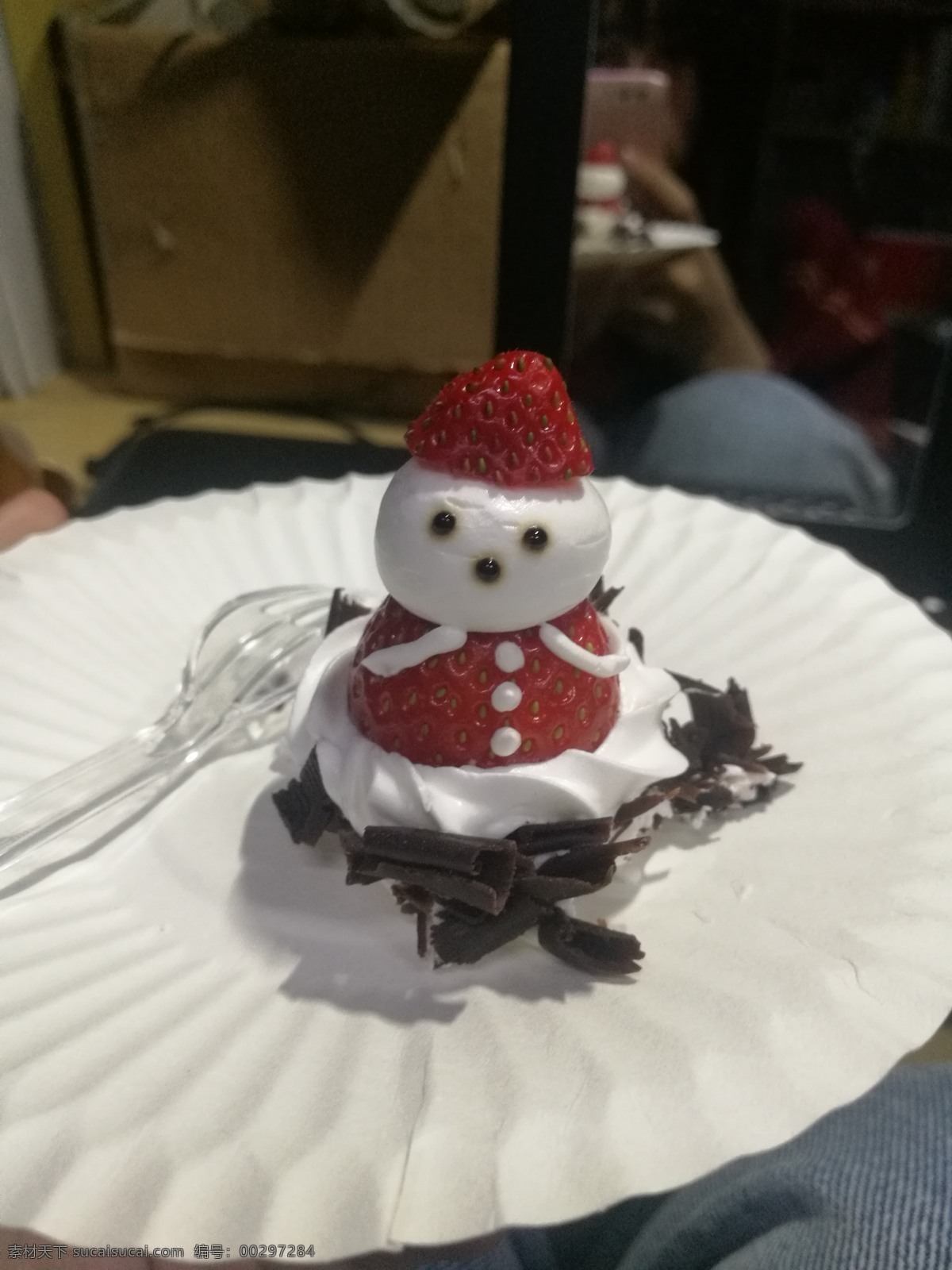 创意蛋糕 圣诞 雪人 蛋糕 草莓 餐饮美食 西餐美食