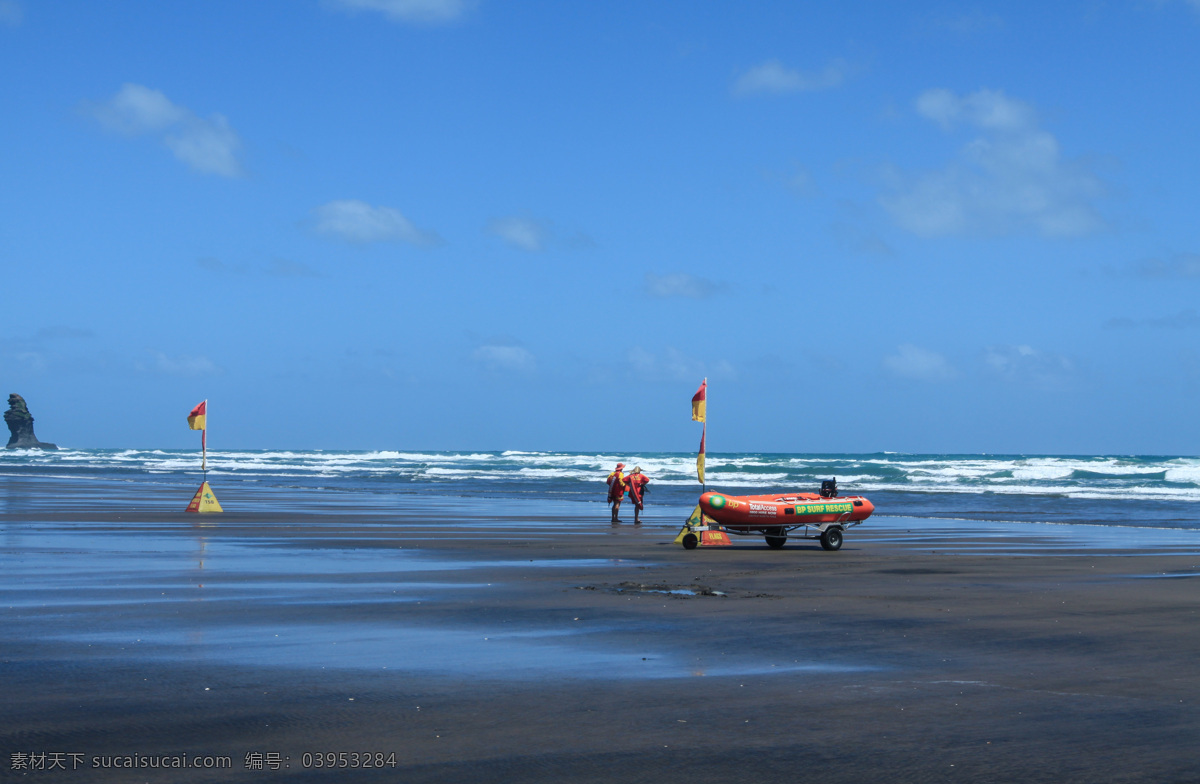新西兰 皮哈 海滩 风景 天空 蓝天 白云 大海 海水 海浪 气垫船 游人 海滨 风光 旅游摄影 国外旅游