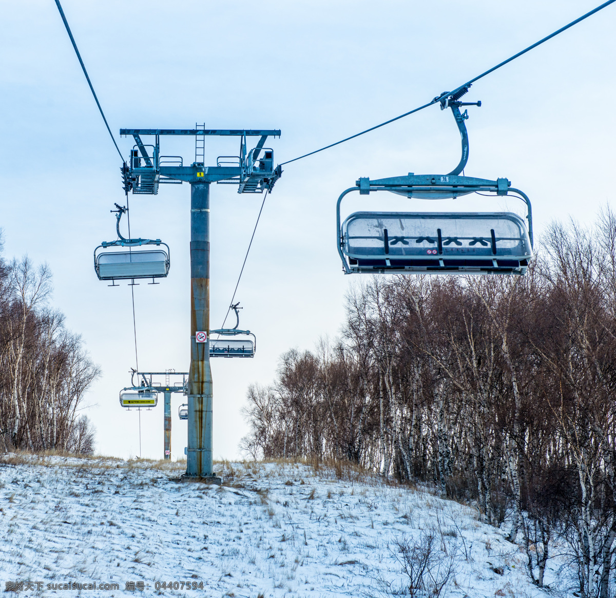 滑雪缆车 滑雪 缆车 旅游 冬令营 滑雪场 自然景观 自然风光