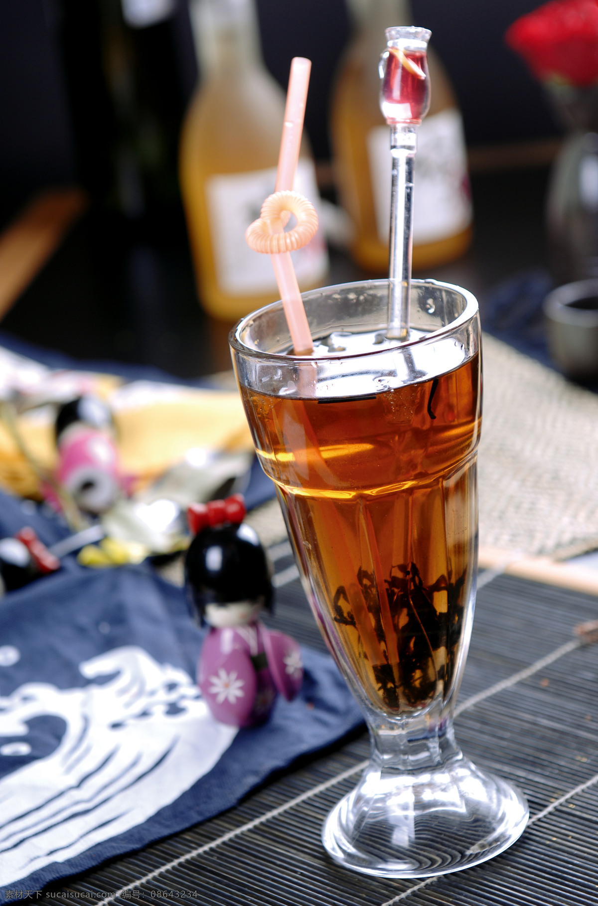 綠茶 杯子 玻璃杯 餐飲美食 茶水 茶葉 吸管 飲料酒水 矢量圖 日常生活
