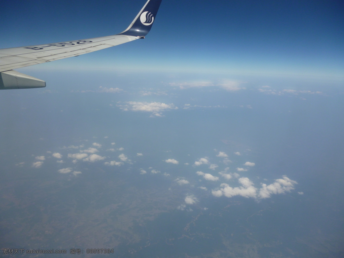 飛機(jī)圖片 翅膀 大氣 飛機(jī) 天空 云 自然風(fēng)景 自然景觀