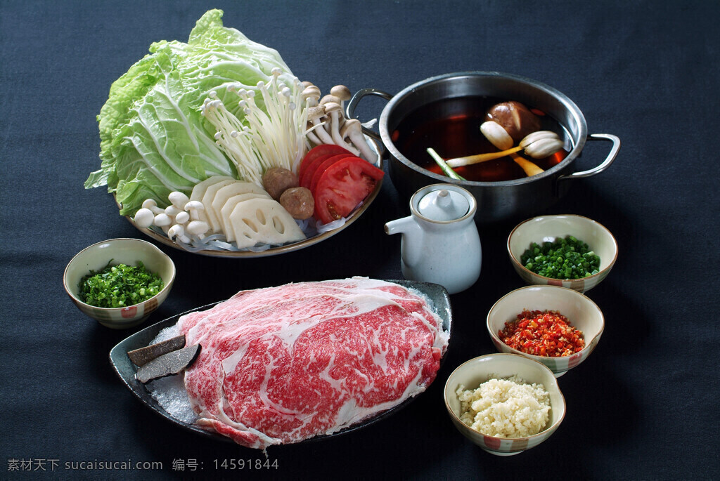 牛肉 火鍋 湯鍋 黑松露 雪花牛肉 配菜 配料 青菜 菌子