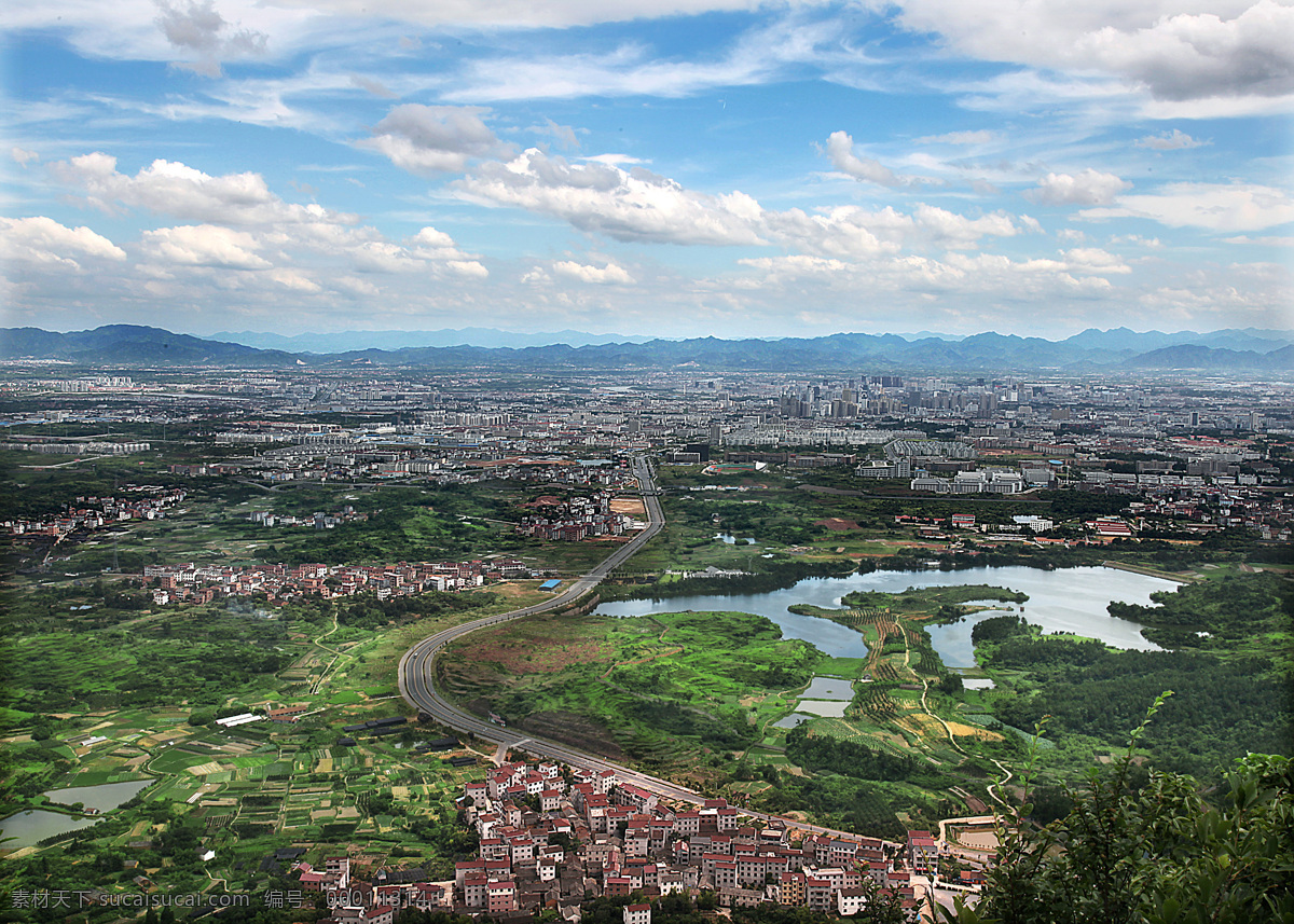 风光 草原 俯视 天空 建筑 楼群 高楼 大厦 蓝天 白云 自然风景 自然景观