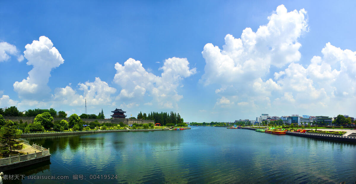 湖北 荆州 河道 岸景 彩船 古城墙 河岸 绿地 各种建筑 蓝天白云 景观 景点 国内旅游 旅游摄影