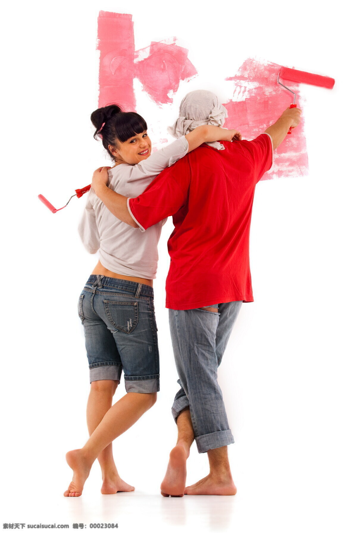 刷 出 红色 墙 夫妻 刷子 滚筒刷 墙面 油漆 装修 粉刷 新家 夫妇 男人女人 情侣图片 人物图片