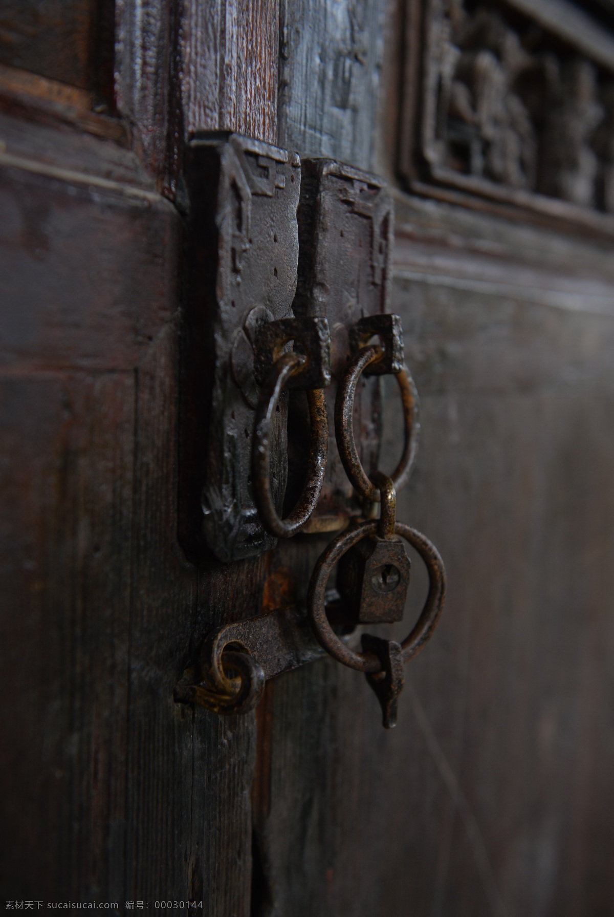 老锁 老木门锁 老旧锁 生锈锁 古锁 建筑园林 园林建筑