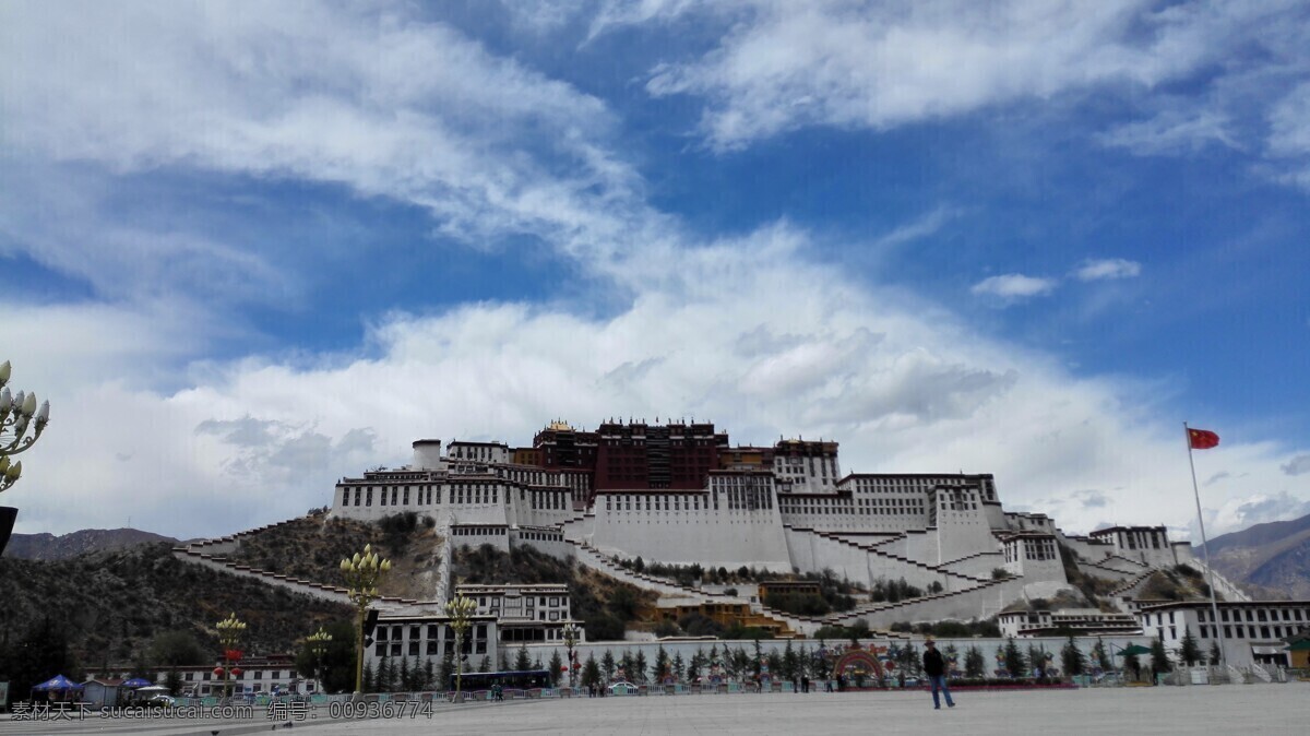 布达拉宫正面 布达拉宫 蓝天白云 西藏布达拉宫 布达拉宫全景 西藏风光 西藏旅游 旅游摄影 自然风景