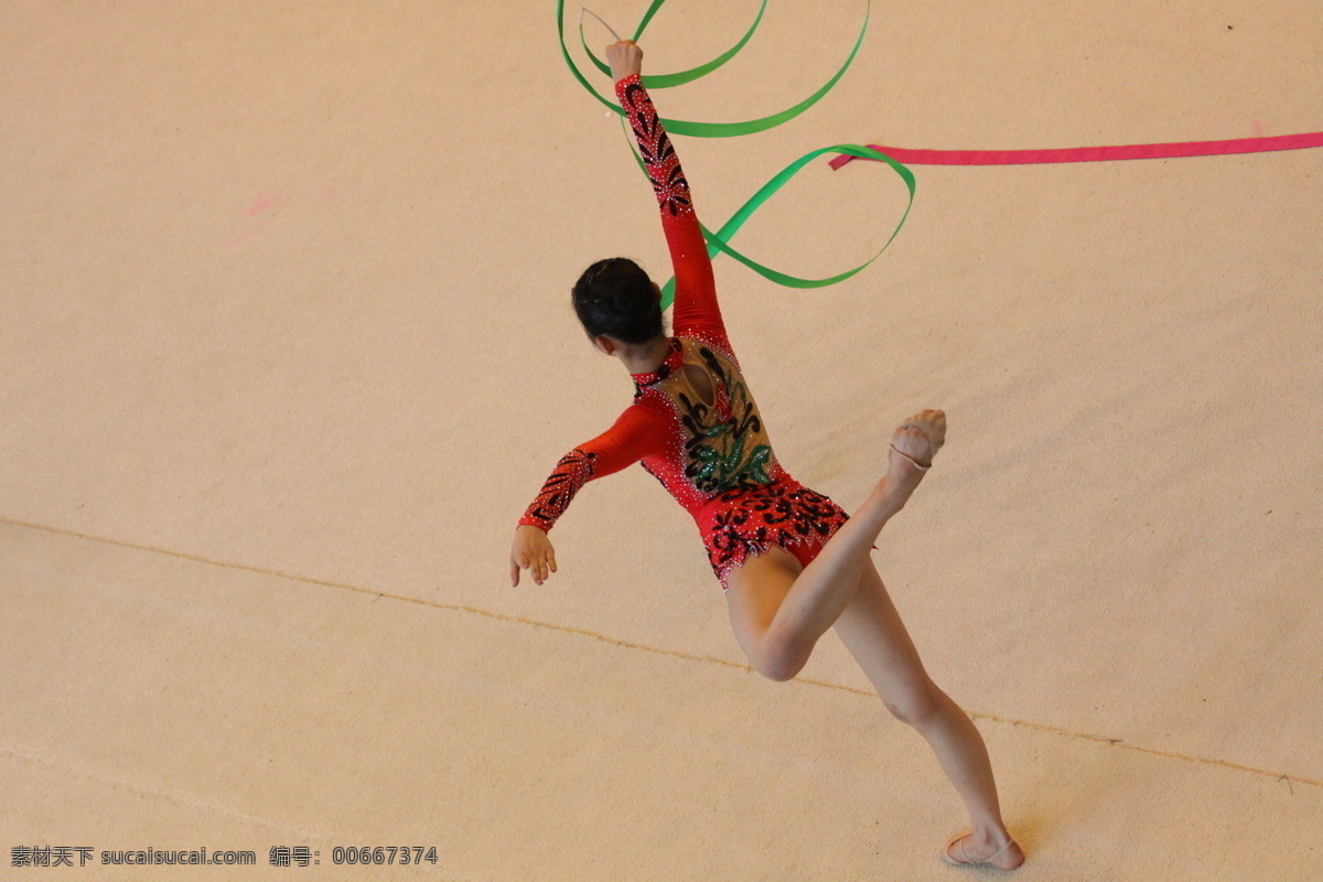 艺术体操 韵律操 舞蹈 跳跃 平衡 健美 体育运动 文化艺术 粉色