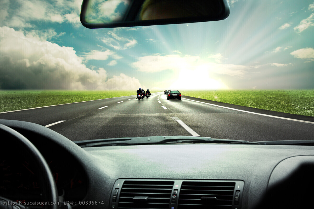 公路 上 汽车 道路 阳光 汽车摄影 交通 自然风光 汽车图片 现代科技