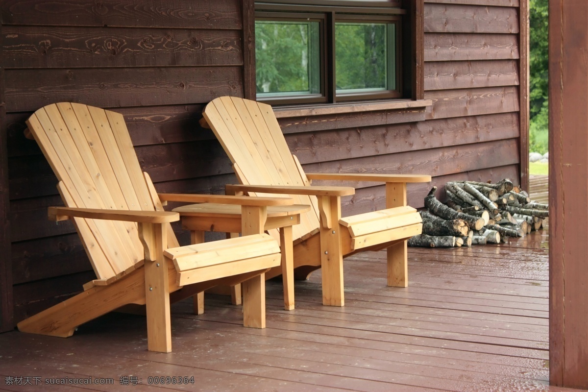 木屋 前 椅子 木头别墅 木头房子 房屋地产 木屋风景 房子风景 建筑风景 建筑设计 环境家居