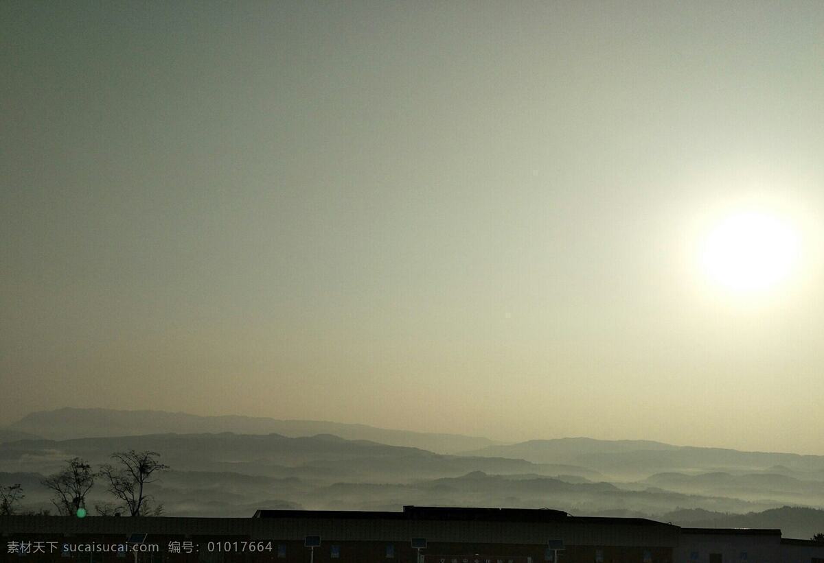 山水意境图 早晨 雾 晨曦 山 阳光 自然景观 山水风景