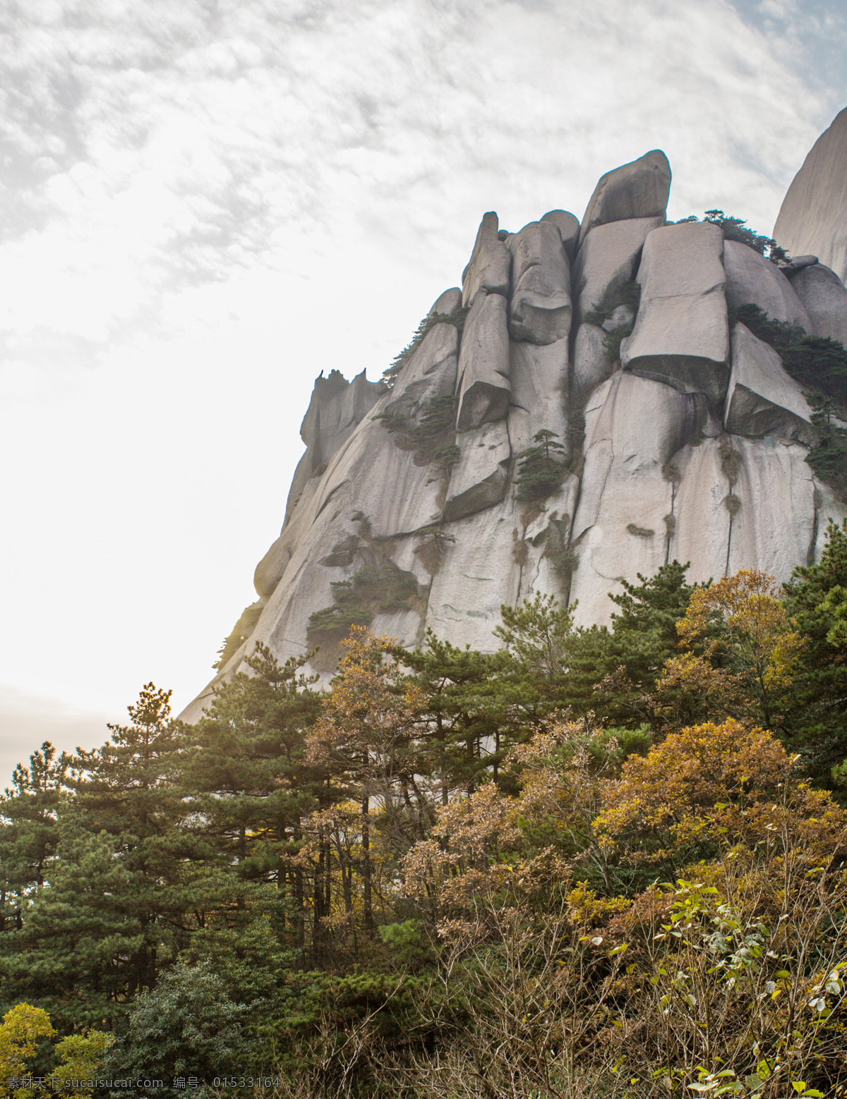 天柱山 世界 地质 公园 安徽 世界地质公园 蓝天白云 山峦 树 旅游摄影 国内旅游 白色