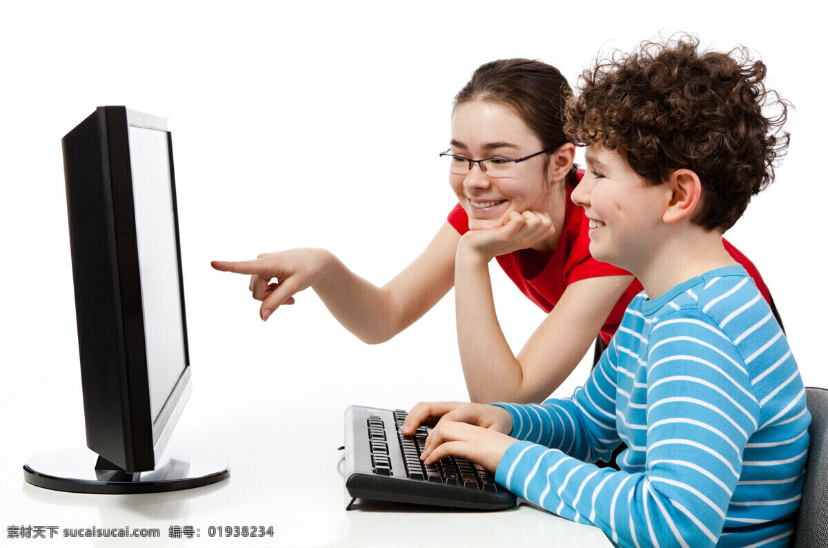 学习 电脑 儿童 外国儿童 可爱 孩子 小女孩 小女生 小男孩 小男生 儿童教育 儿童图片 人物图片