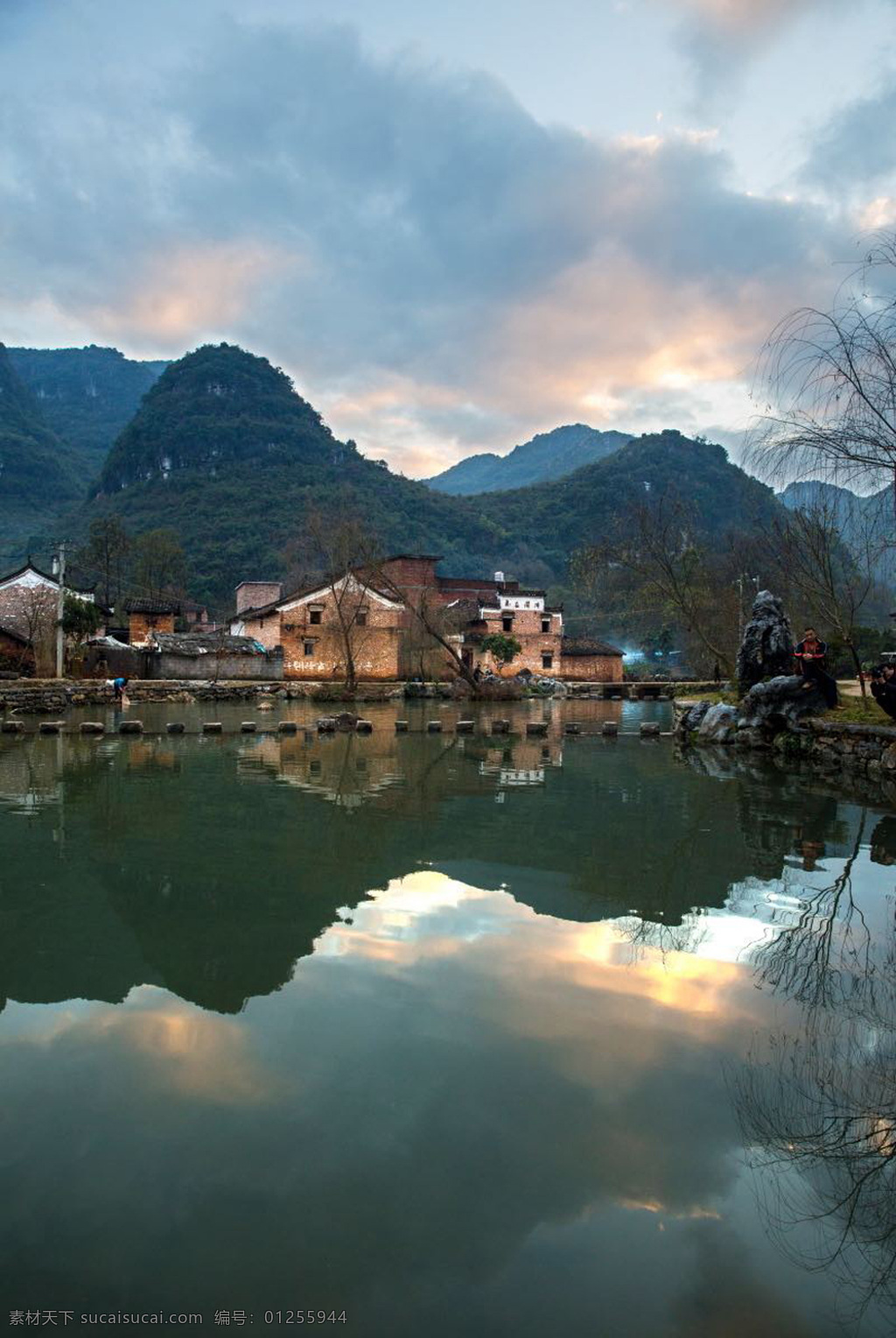 乡村美景 古宅 山 山水 依山伴水 烂 作品 摆 上来 臭美 自然景观 山水风景