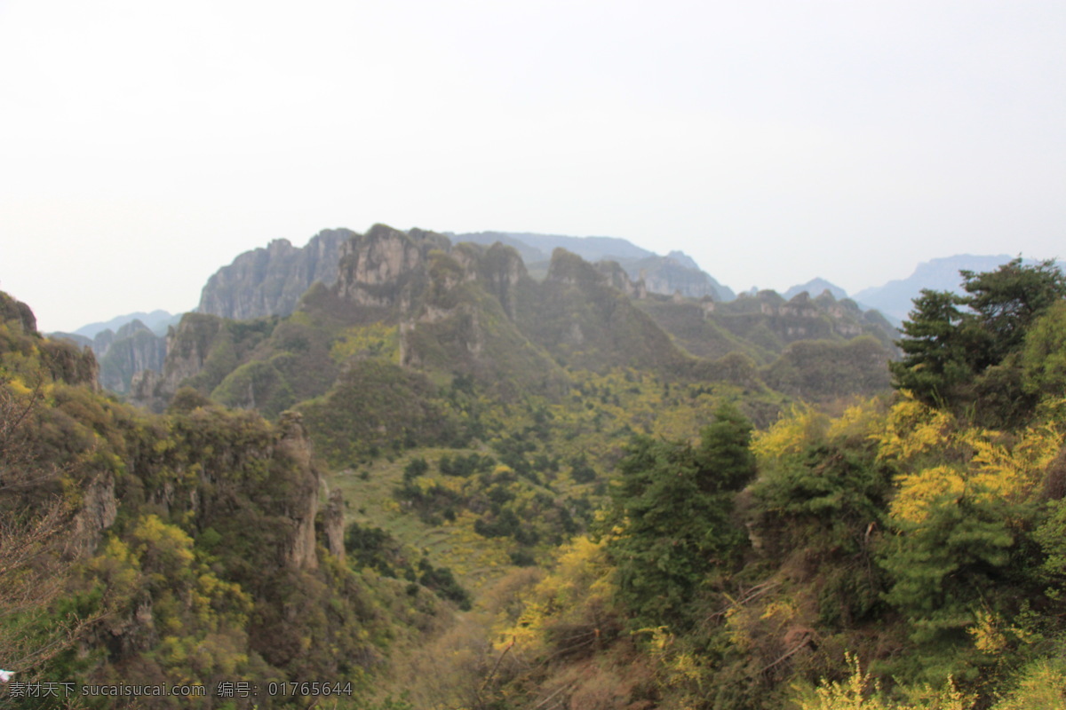 万仙山 新乡 辉县 太行山 悬崖 峭壁 郭亮 南太行 太行美景 太行山脉 太行远景 远山 盘山公路 自然景观 风景名胜 白色
