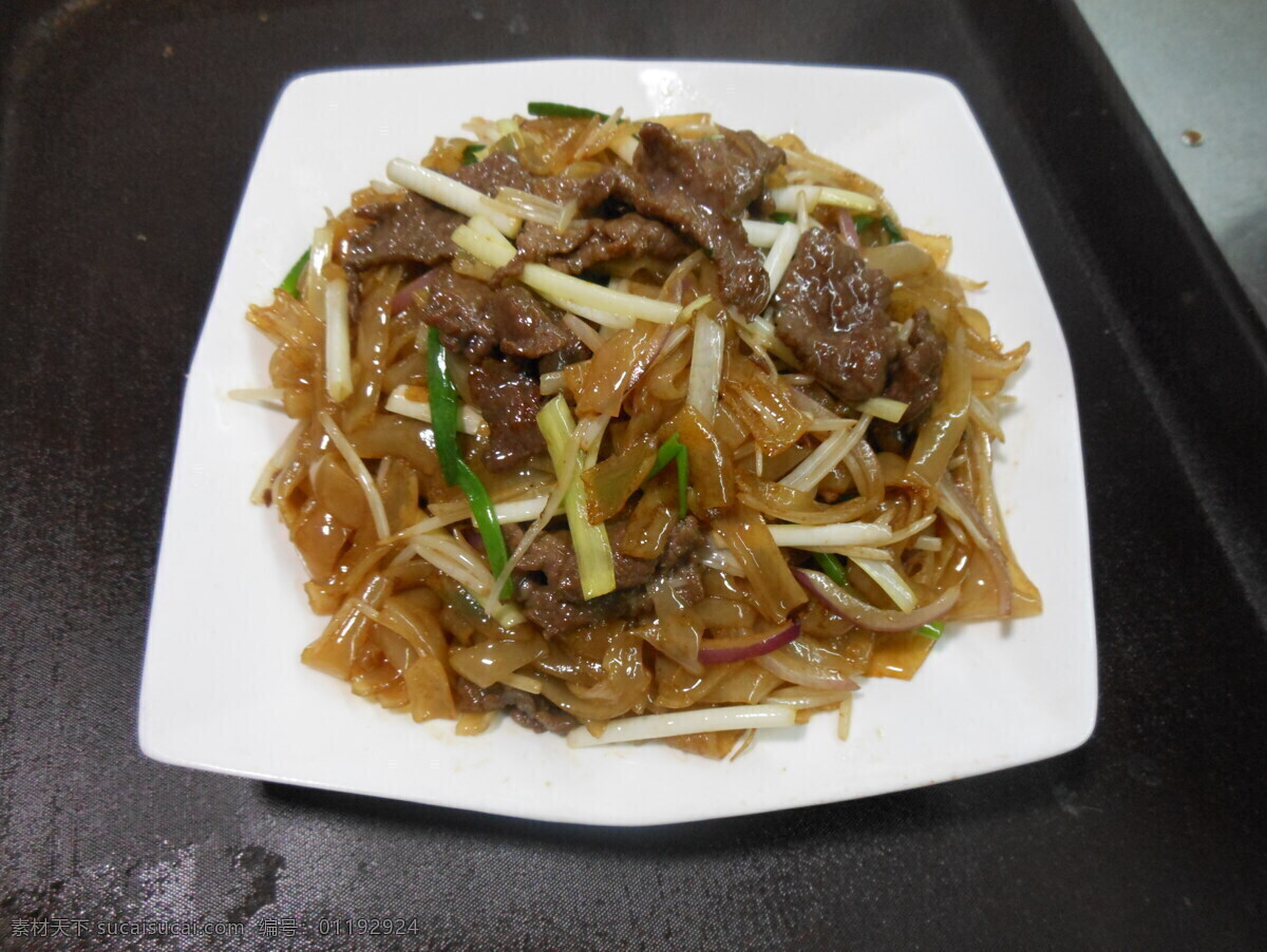 干炒牛河 炒牛河 牛河 主食 和味炒牛河 传统美食 餐饮美食