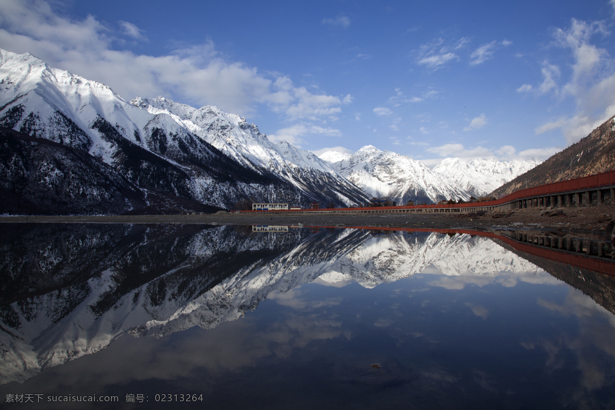 西藏 乌 湖 风景