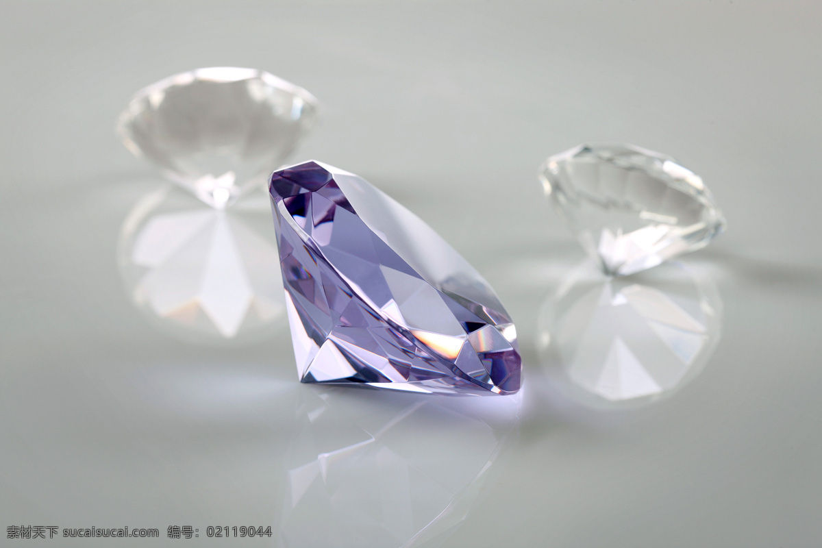 晶莹 剔透 蓝色钻石 大钻石 钻石素材 白色钻石 宝石 珠宝 南非钻石 心形钻石 金刚石 裸钻 彩钻 钻戒 钻石钻戒 生活百科 生活素材