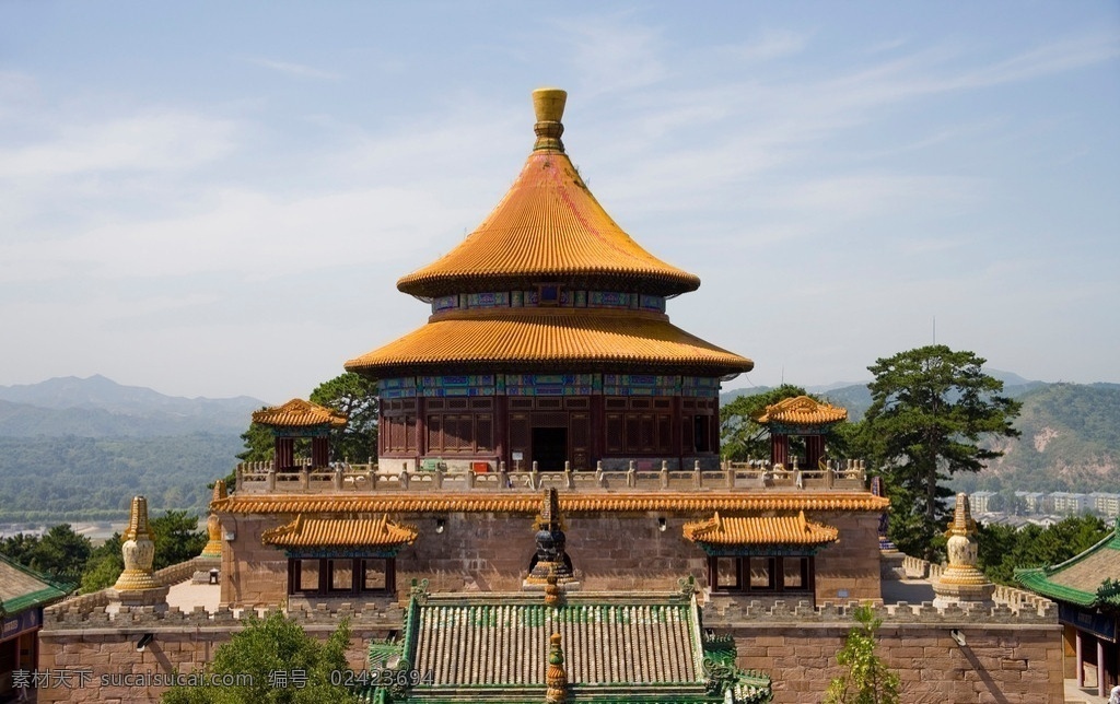 普乐寺 河北 承德 承德普乐寺 寺庙 庙宇 古屋 老屋 古老 绿树 树木 蓝天 天空 白云 建筑 建筑摄影 建筑园林