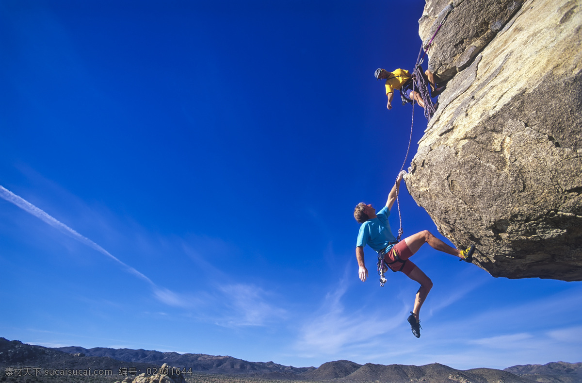 悬崖峭壁 上 攀岩者 攀岩 人物剪影 体育运动 户外运动 极限运动 生活百科