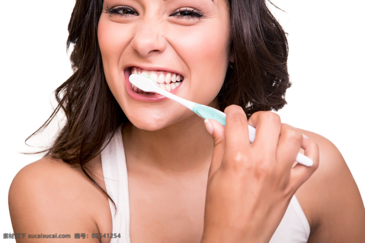 刷牙 女人 在刷牙的女人 牙刷 美女 女性 牙科 保护牙齿 健康牙齿 其他类别 生活百科