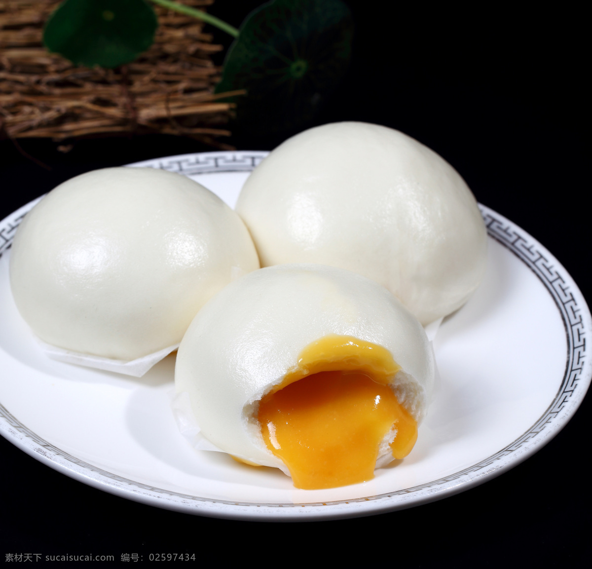 蛋黄流沙包 点心 蛋黄包 早茶 餐饮美食 传统美食
