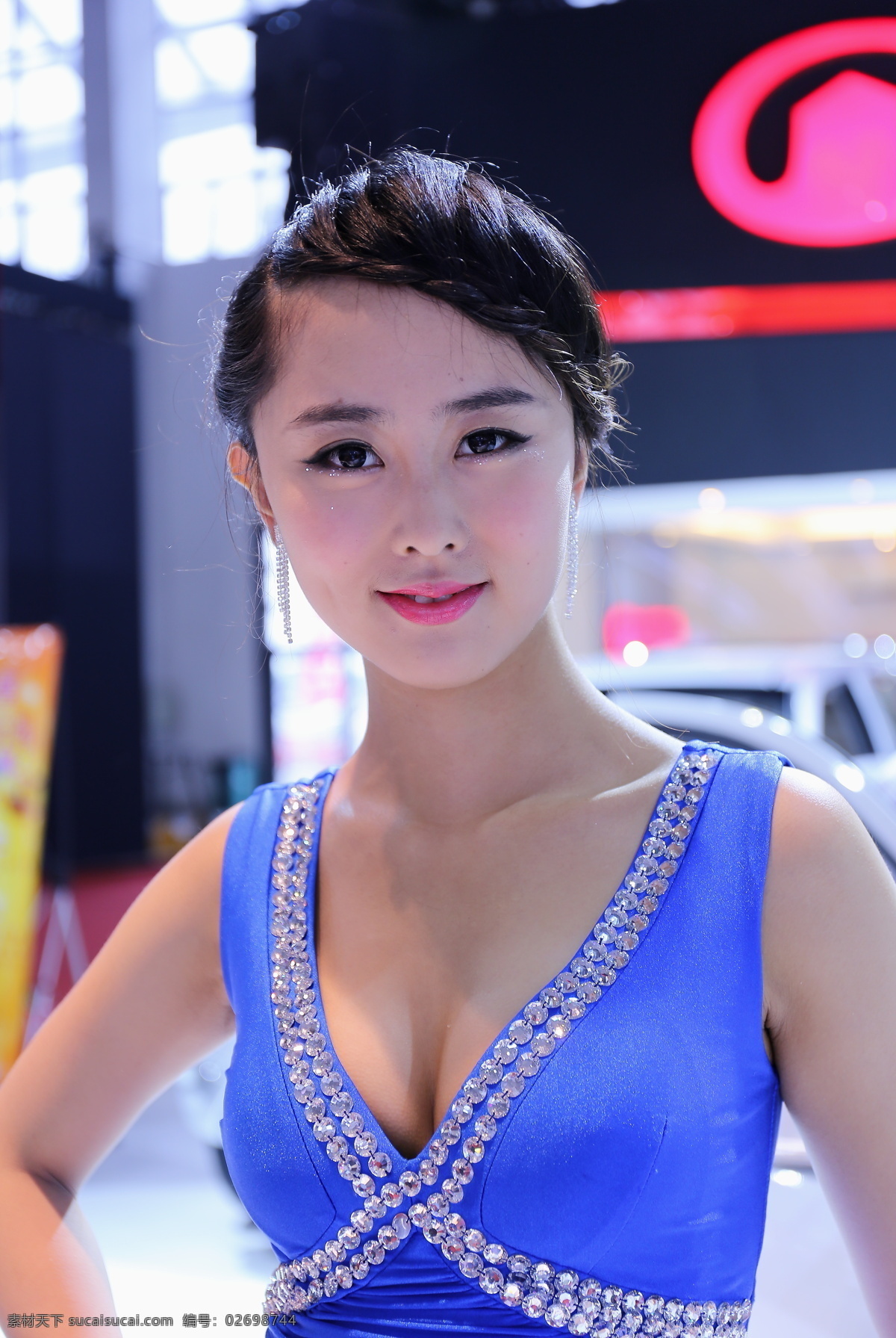 车展美女车模 沈阳车展 沈阳 车展 美女 汽车 展会 交通工具 现代科技 女性 女人 女性女人 人物图库
