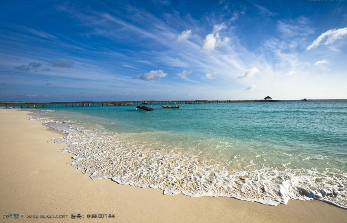 唯美 大海 景色 白云 船 海浪 蓝色 木桥 天空 远景 风景 生活 旅游餐饮