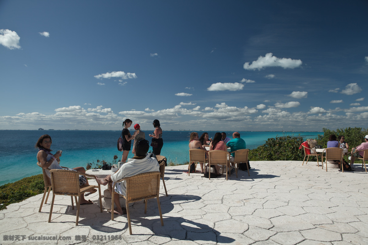 海滩 边上 外国人 白云 大海 国外旅游 海景 蓝天 旅游摄影 马尔代夫 滩 天空 太阳伞 psd源文件