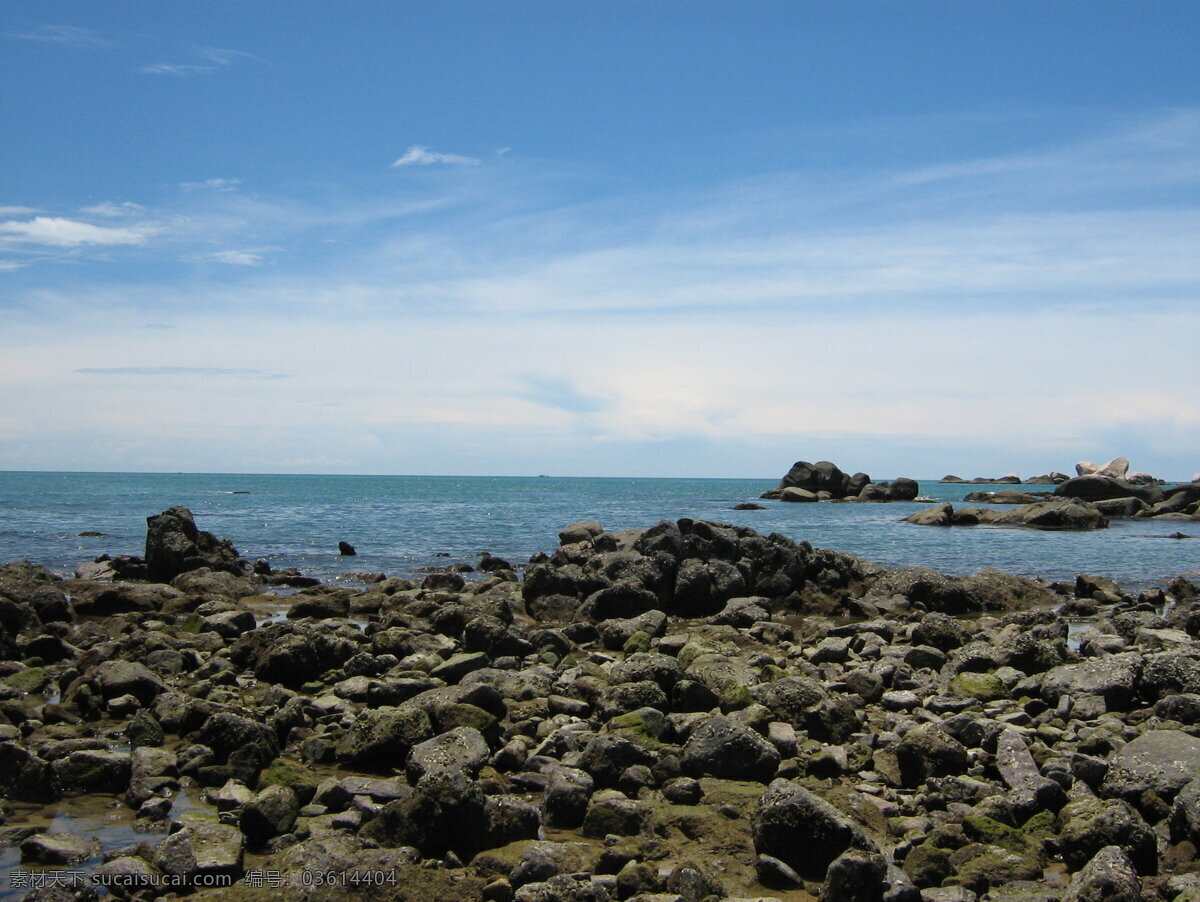 海景 白云 大海 海边 海滩 礁石 景 蓝天 旅游 沙滩 椰子树 夏天 夏日 清凉 阳光 山水风景 自然景观 psd源文件