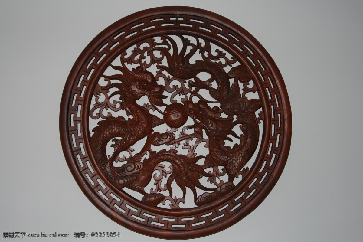 中式 木雕 二龙戏珠