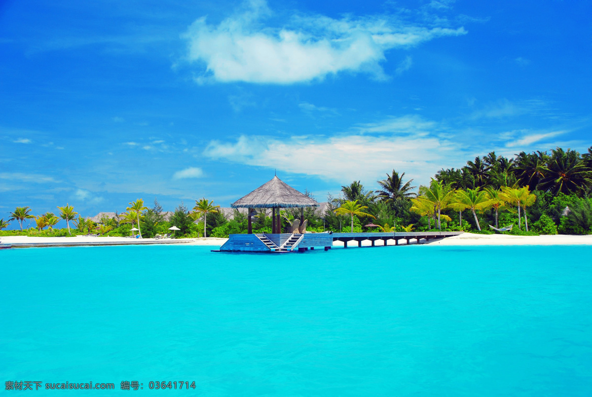 马尔代夫风景 马尔代夫 海岛 椰子树 蓝天 白云 旅游 自然 风景 风光 风景如画 梦幻 唯美 小岛 海滩 沙滩 海洋 大海 海景 蓝色 蔚蓝 清澈 天堂 仙境 水上屋 系列 二 国外旅游 旅游摄影