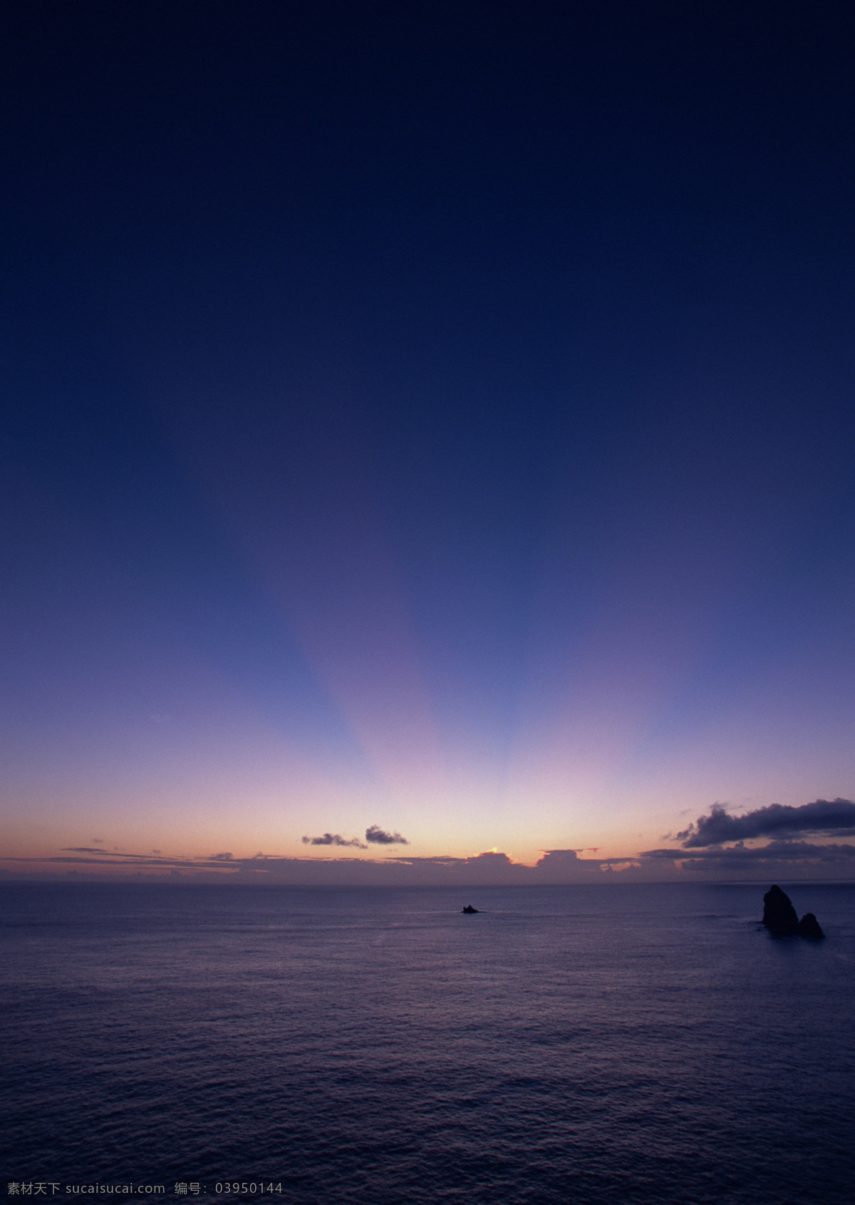 黄昏 夜晚海面 海平面 夜景 夜幕大海 深色大海 天空 自然景观 自然风景