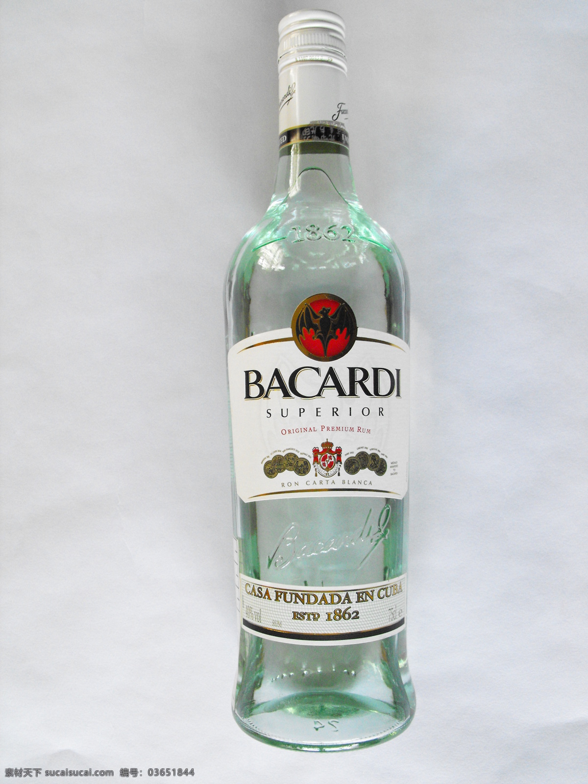 餐饮美食 饮料酒水 bacardi 百 加德 百加德 古巴圣地亚哥 高档朗姆酒