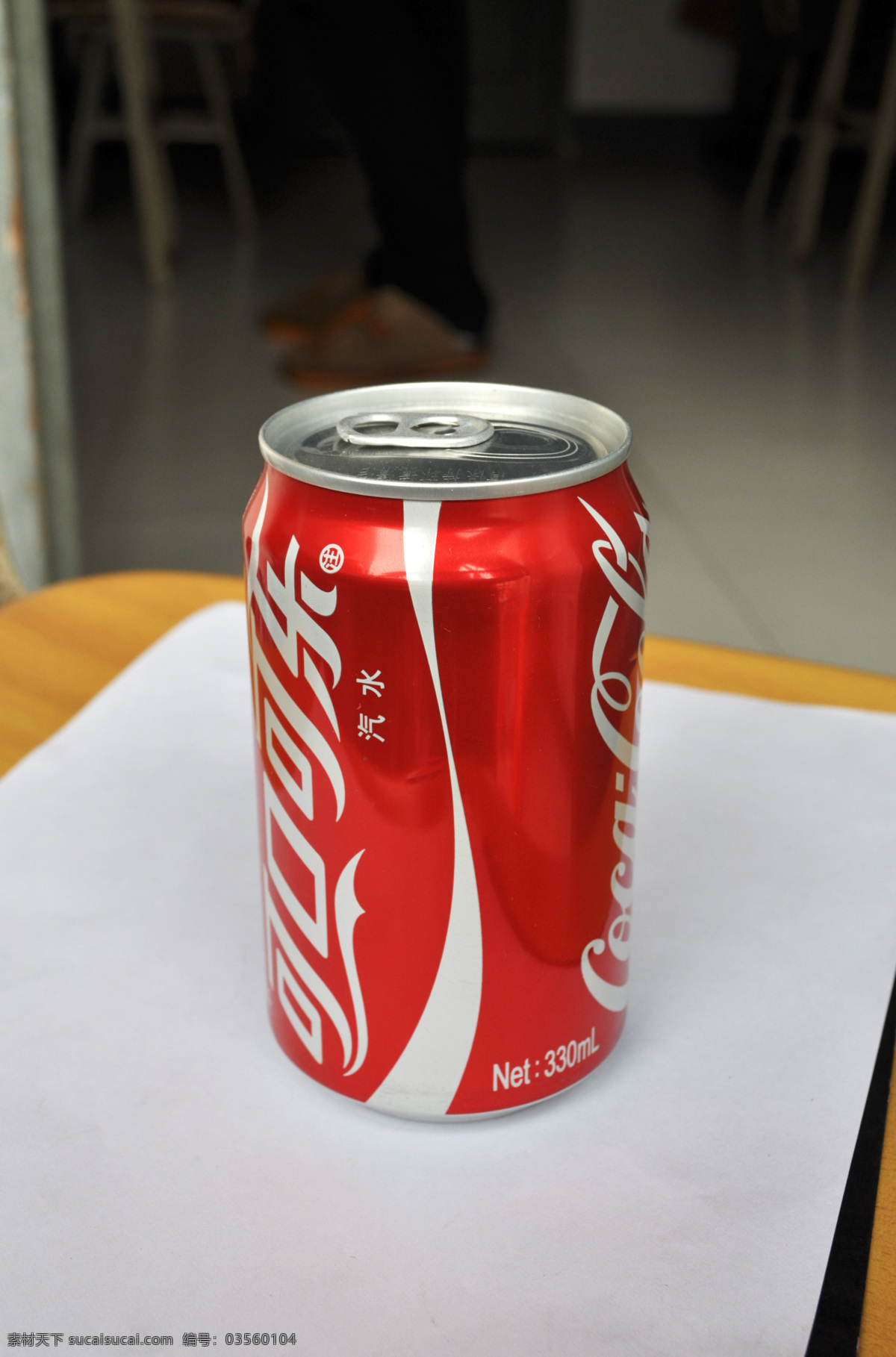 可口可乐 易拉罐 灌装可乐 可乐罐 饮料酒水 餐饮美食