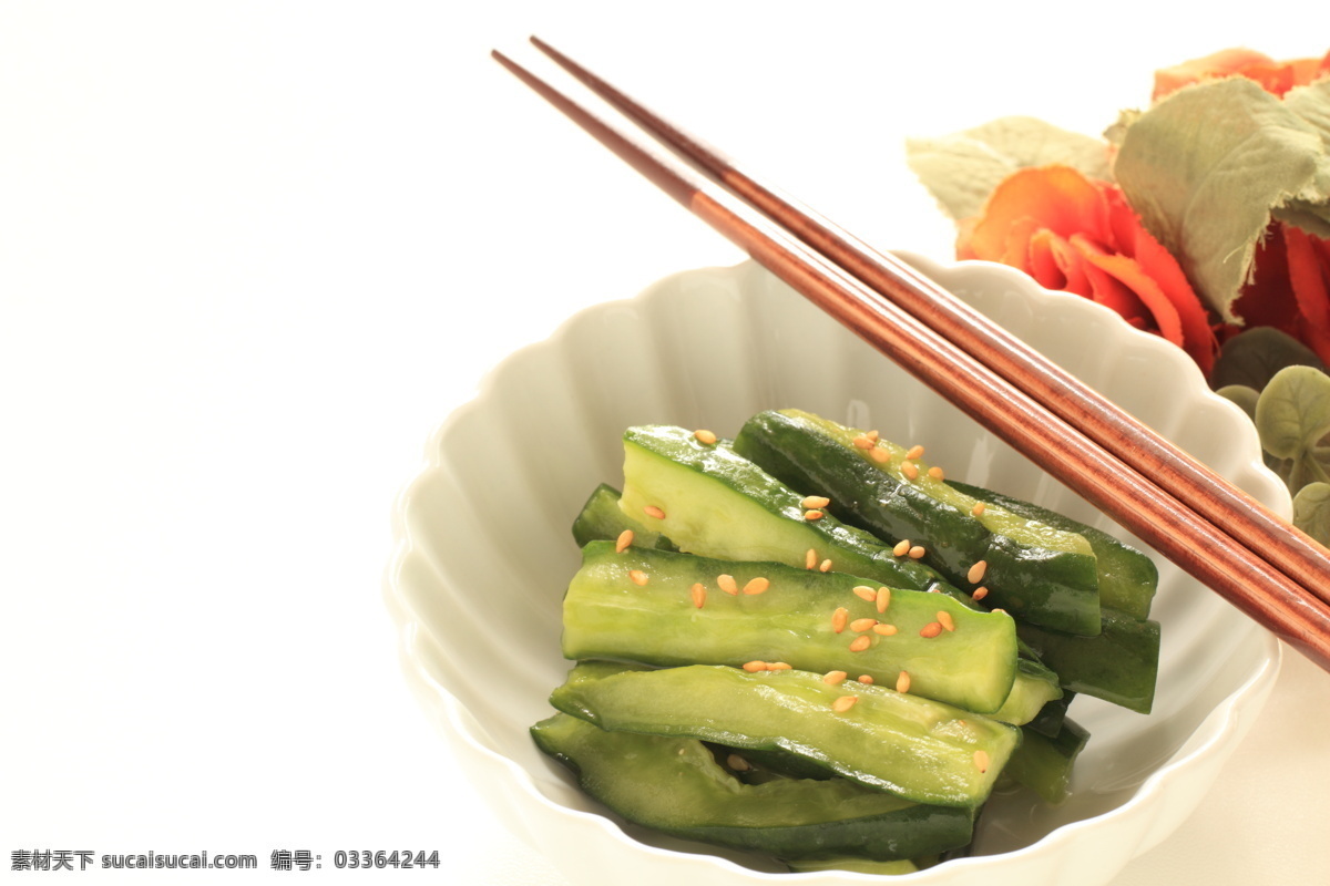 凉拌 黄瓜 凉拌黄瓜 碗 筷子 中国美食 美味 中华美食 餐饮美食