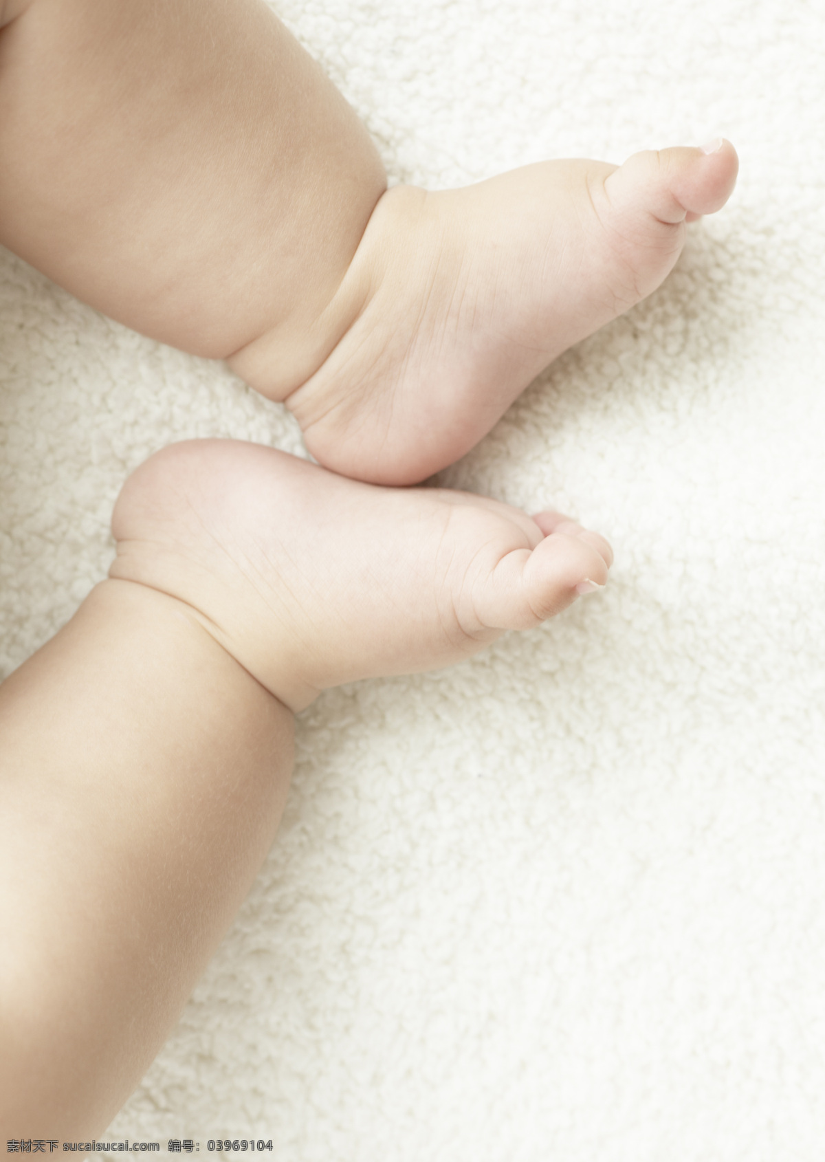 婴儿宝宝小脚 婴儿 宝宝 小脚 婴儿脚 宝宝脚 可爱 儿童 幼儿 儿童幼儿 人物图库