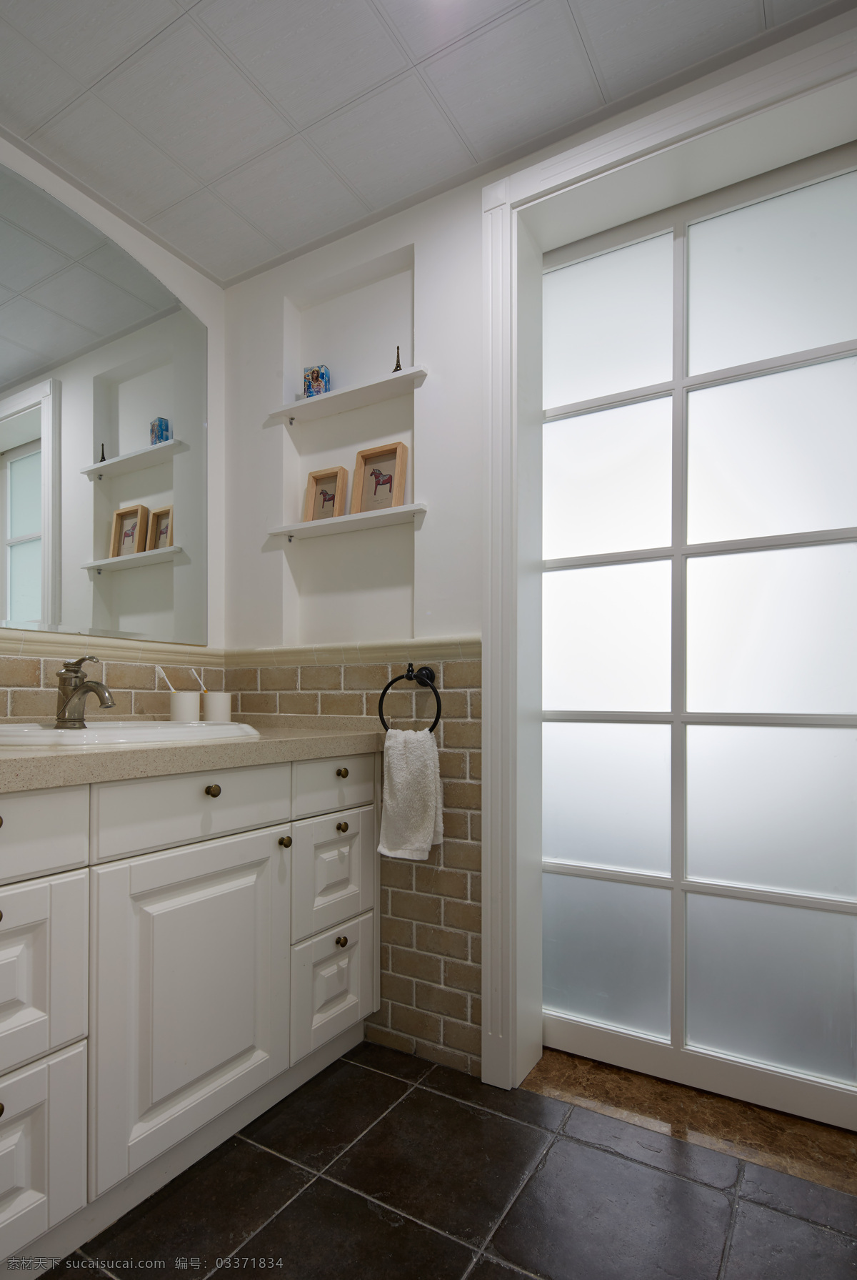 现代 清新 卫生间 玻璃门 室内装修 效果图 格子地板 白色洗手台 白色玻璃门 白色背景墙