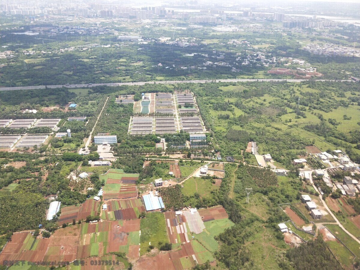 新农村建设 蓝天白云 公路 美丽的天空 朵朵白云 云朵 蓝天 云海 航拍天空 航拍蓝天 云层 晴天 蓝蓝的天 一望无际 云浪 天空 晴朗的天 晴空万里 新农村规划图 航拍农村 航拍新农村 新农村鸟瞰图 交通网 航拍公路 航拍交通 公路网 航拍公路网 新农村面貌 自然景观 建筑景观
