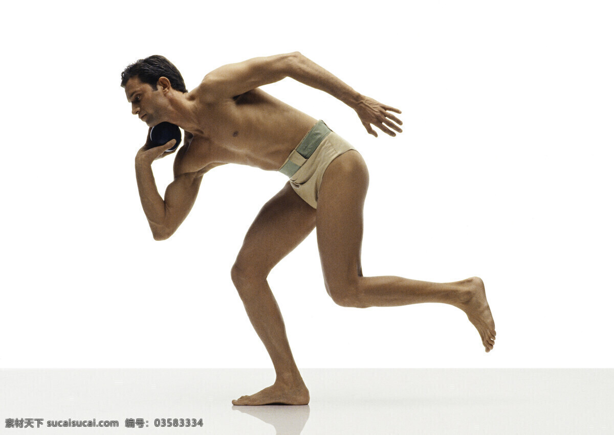 掷 铅球 外国 男性 运动员 古代奥运会 奥林匹克 体育运动 体育项目 外国男性 掷铅球 铁球 强壮 肌肉男 摄影图 高清图片 生活百科