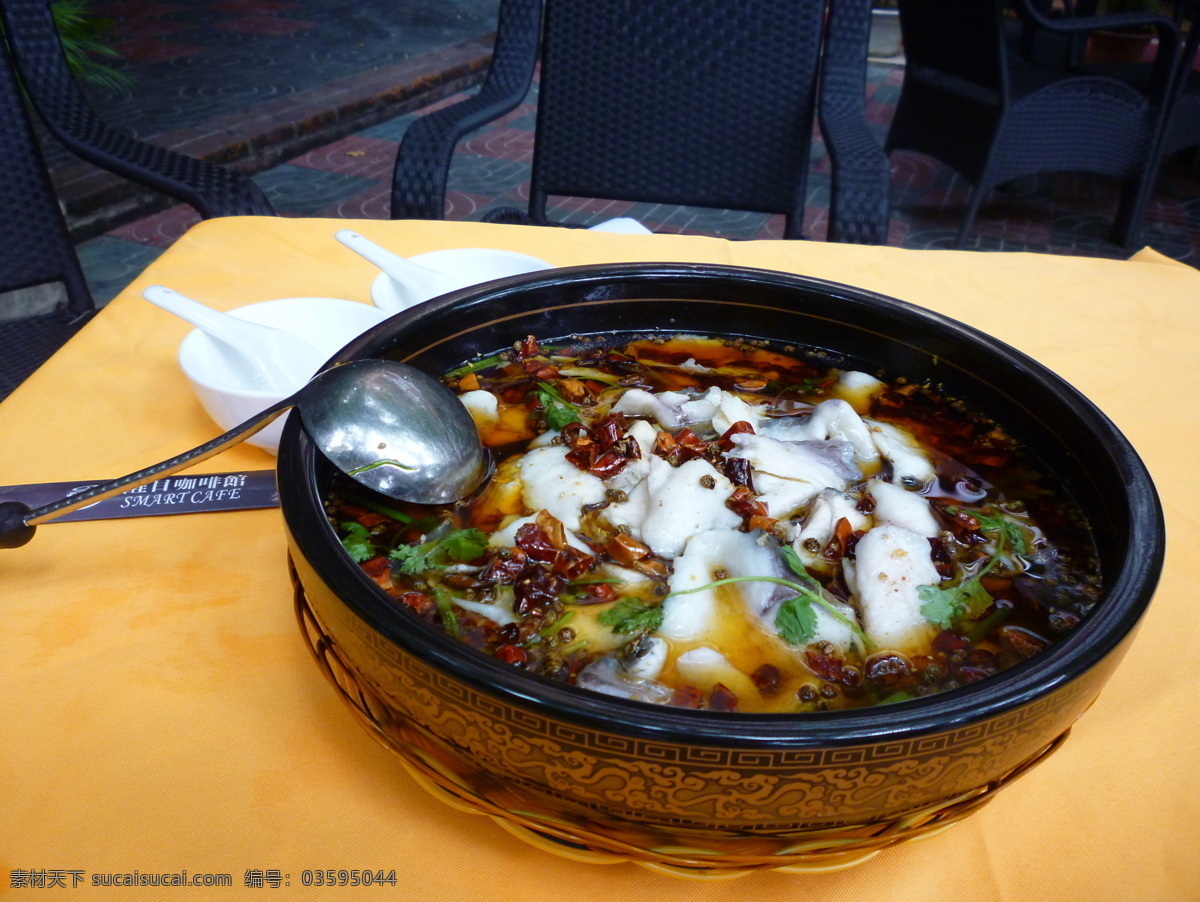 沸腾泉水鱼 沸腾鱼 水煮鱼 酸菜鱼 湘菜 传统美食 餐饮美食