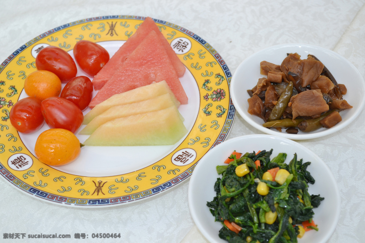 果盘 咸菜 小西红柿 西瓜 哈密瓜 青菜咸菜 传统美食 餐饮美食