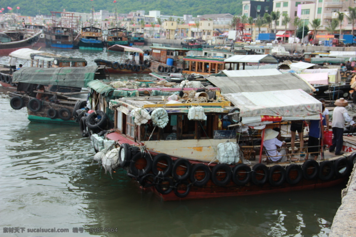 渔船 渔港 港湾 码头 船 海水 大海 山海 鱼排 闸坡 中国海陵岛 闸坡港 交通工具 现代科技