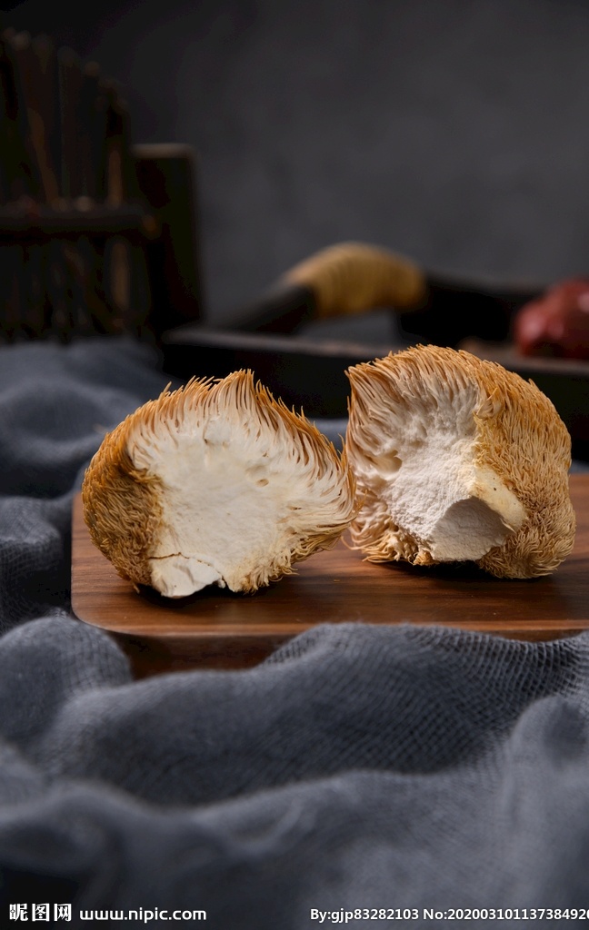 猴头菇 野生菌 菌类 蘑菇 美食 传统美食 餐饮美食 山珍 食用菌