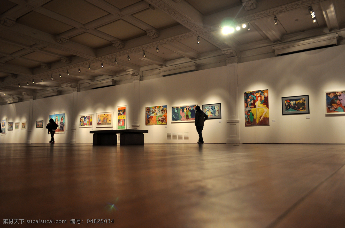 上海美术馆 展览室 上海 美术馆 灯光 休憩 地板 天花板 艺术作品 画作 展品 室内摄影 建筑园林