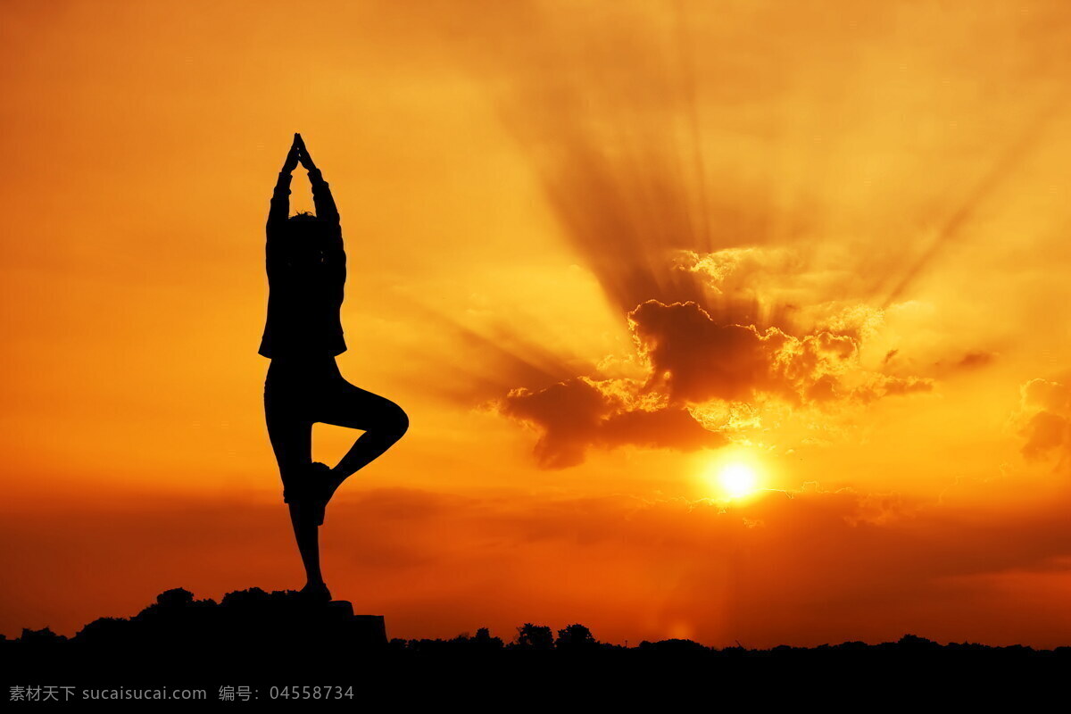 夕阳 下 做 瑜伽 人物 剪影 落日 做瑜伽 健身 锻炼 运功 生活人物 人物图片