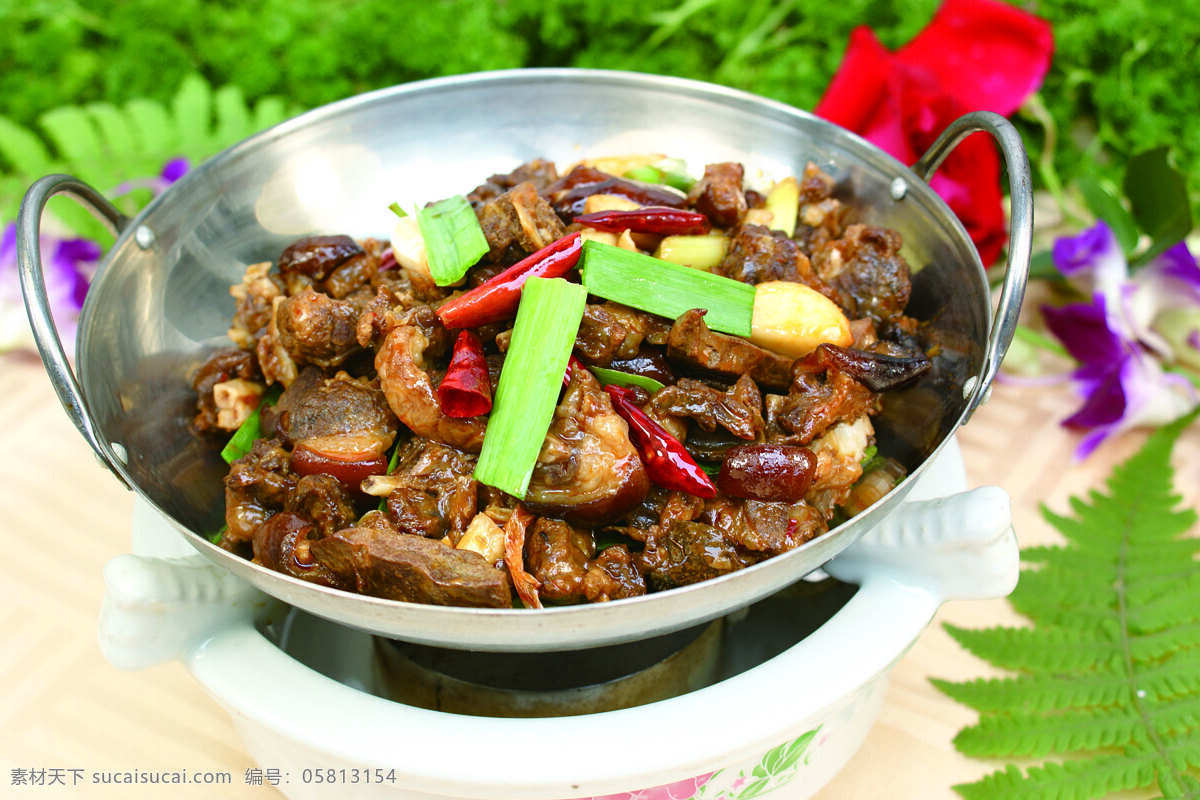 干锅狗肉 狗肉 灵川狗肉 香锅狗肉 铁锅狗肉 桂林特色 桂林风味 桂林小炒 湘菜 湘菜小炒 家常小炒 菜品 美食 酒楼美食 传统美食 餐饮美食