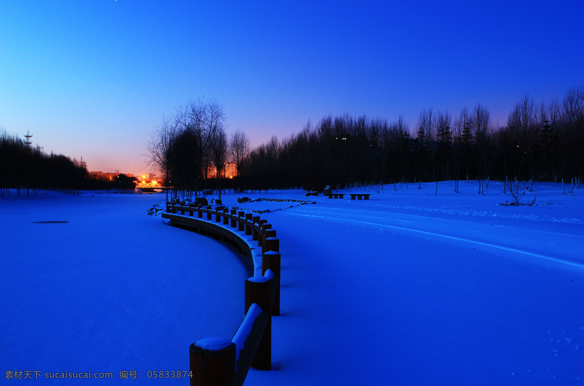 北国风光 雪夜 雪景 北雪景 吉林风光 冬天 树木 道路 夜幕 旅游摄影 国内旅游
