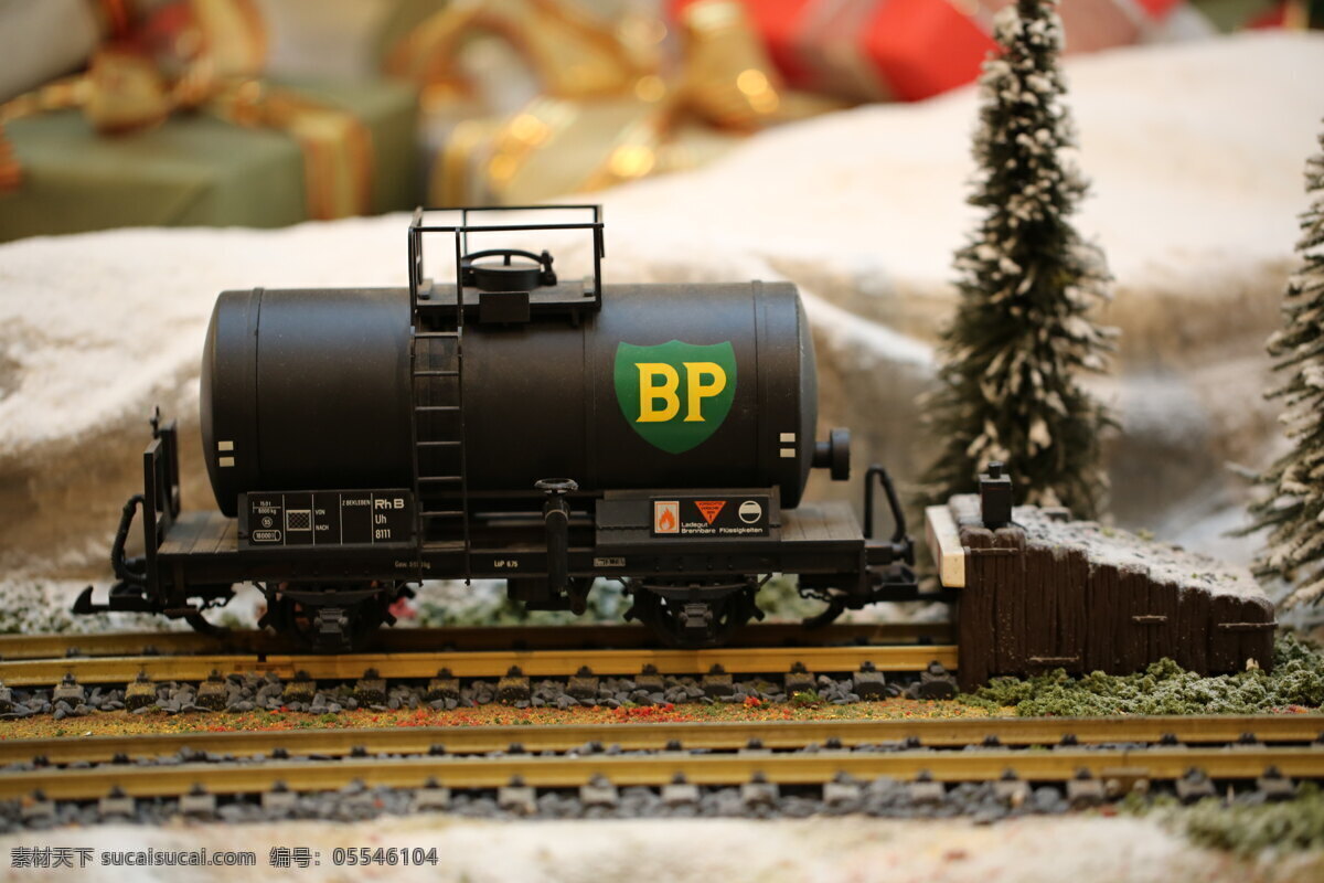 小货车 bp 大公司 火车 轨道 模型 圣诞 节日 仿真 文化艺术