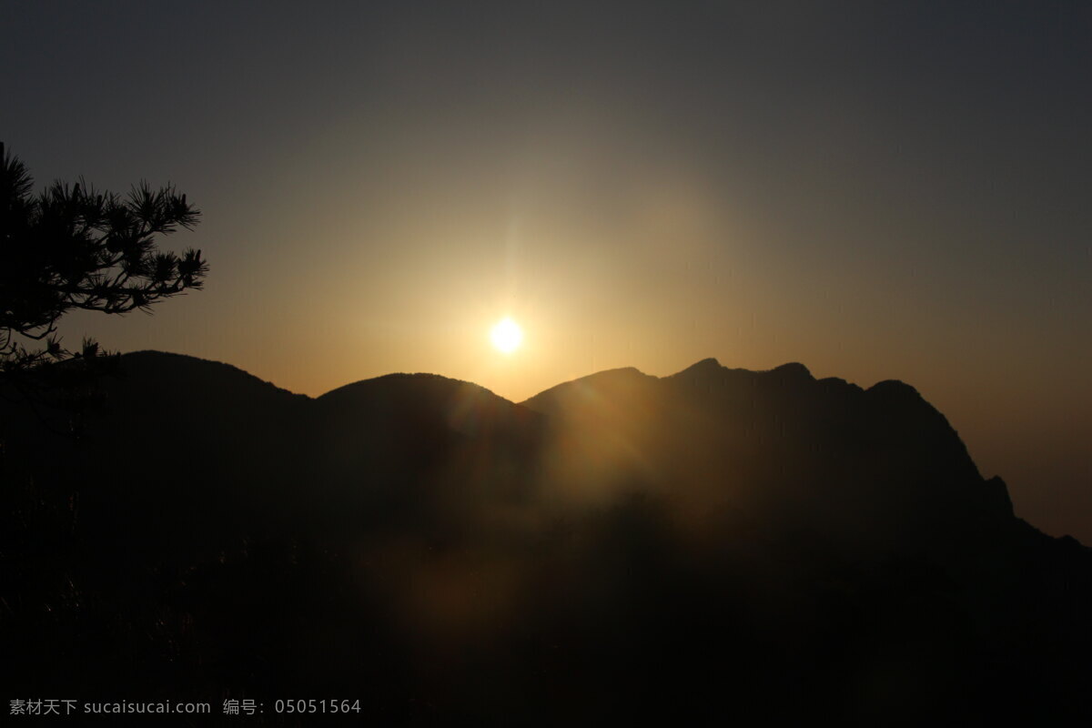 庐山日出 庐山的日出 庐山 日出 太阳 山 旅游摄影 国内旅游